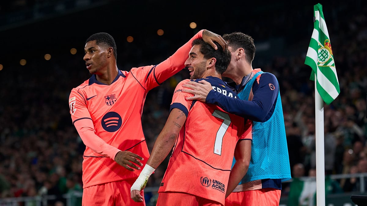 Ferran Torres celebrates scoring against Betis. - null