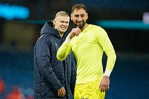 | Photo: AP/Dave Thompson : Manchester City's Erling Haaland, left, and Manchester City's goalkeeper Gianluigi Donnarumma celebrate after the English Premier League soccer match between Manchester City and Sunderland in Manchester, England.