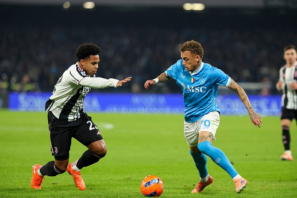 Napoli vs Juventus italian Serie A match-Noa Lang