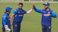 SMAT 2025 Round 7 LIVE Score: Bihar Beat UP By Six Wickets; Mohammed Shami Picks Four Wickets For Bengal PTI : Uttar Pradesh's Bhuvneshwar Kumar, centre, celebrates with his teammates after taking the wicket.