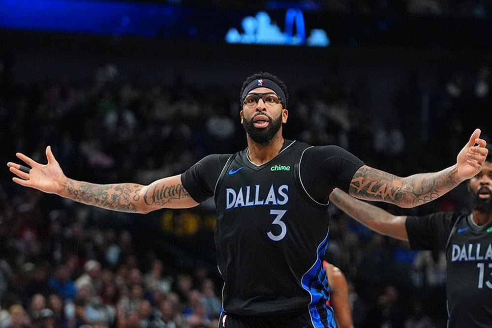 NBA Basketball: Dallas Mavericks vs Houston Rockets Anthony Davis