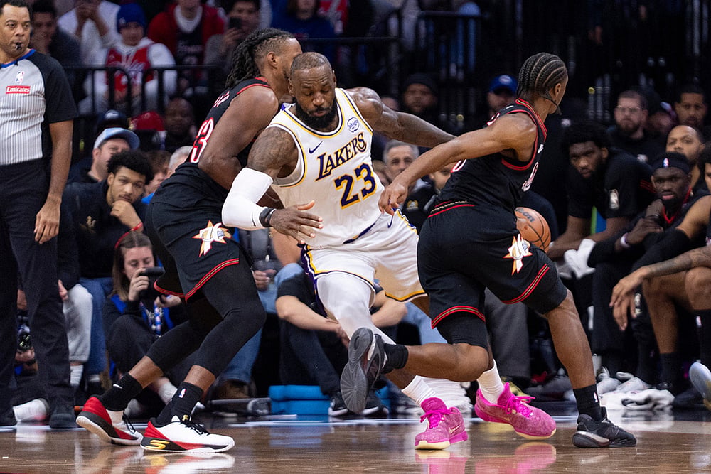 NBA 1月26日赛程与数据亮点：当日8场比赛，效率榜单显示多名球星高产