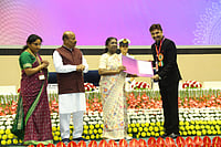 Smt. Droupadi Murmu Felicitates Delhi’s Rajeev Bhatt 