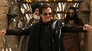 X : Akshaye Khanna in Dhurandhar