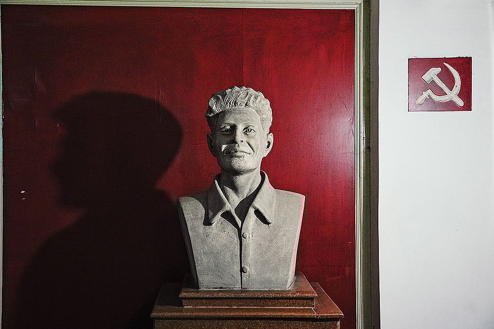 A bust of Charu Majumdar