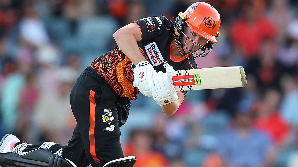 Beth Mooney's 76-run knock powered PRS-W to 11 win over SYS-W to reach finals on 11 December.  - X/Perth Scorchers