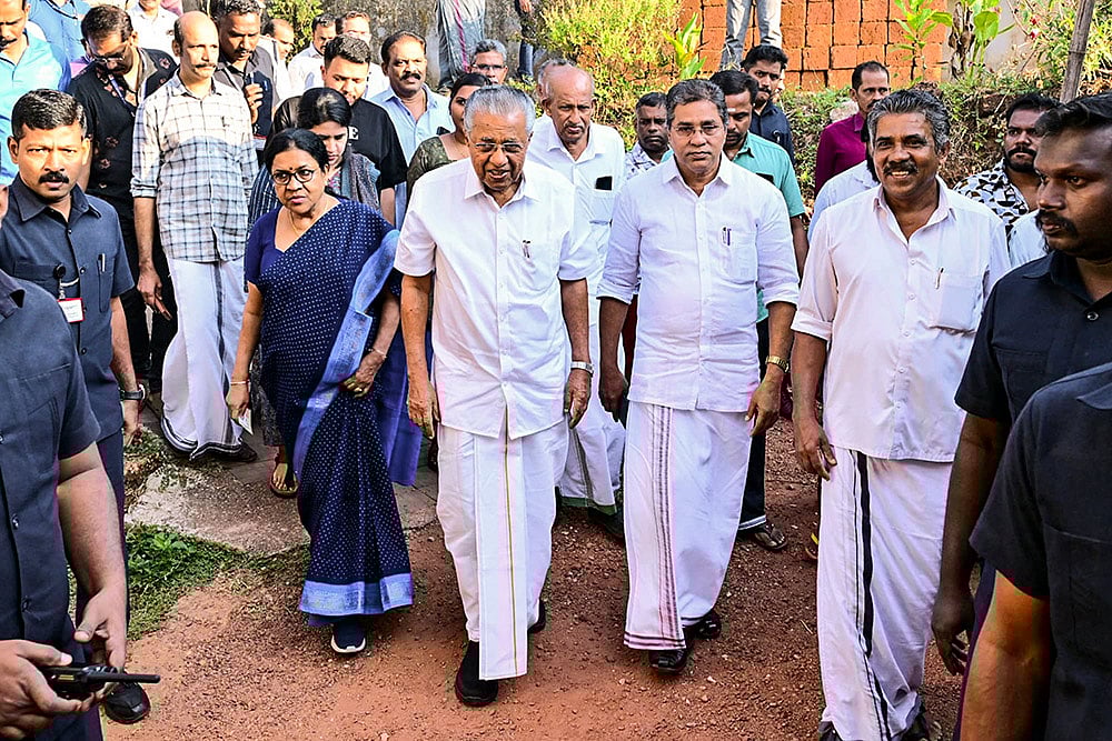 Kerala local body polls 2nd phase: CM votes