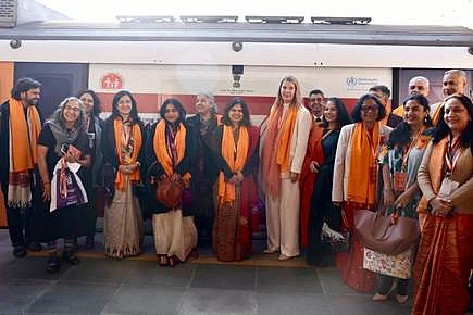Women officials and others gathered near Delhi metro for Womens Health Awareness Drive