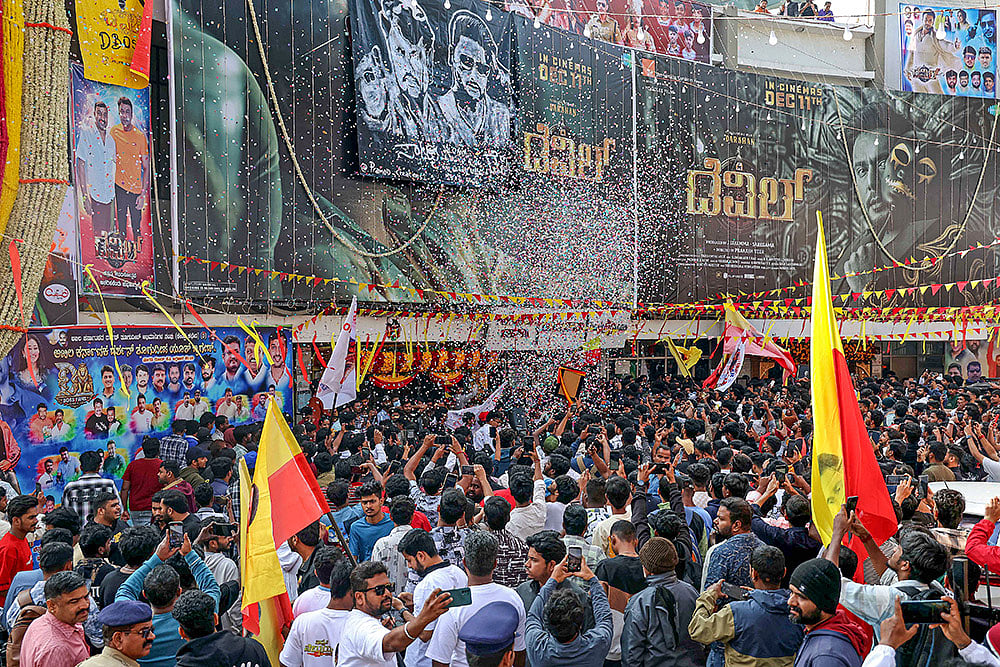 Fans celebrate release of Darshans new film