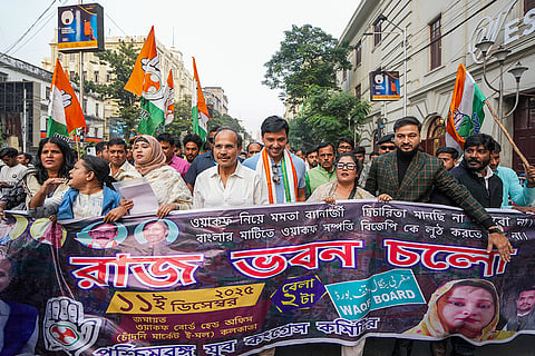 Congress leader Adhir Ranjan Chowdhury leads a protest march to Lok Bhavan against the Waqf (Amendment) Act, 2025, in Kolkata.