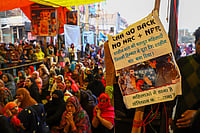 IMAGO / Depositphotos : Indian muslim girl with poster protest against anti muslim controversial citizenship amendment bill.