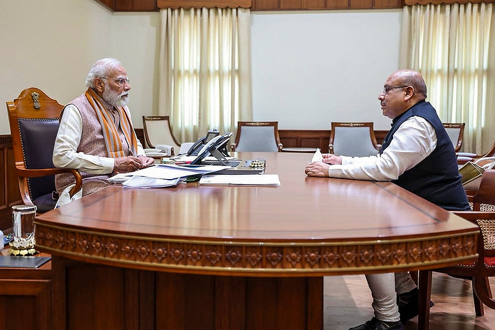 PM Modi meets Vijender Gupta