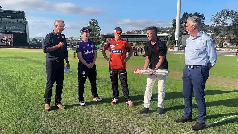 Captains Sophie Devine and Elyse Villani at the toss for the Women's Big Bash League 2025 final between Hobart Hurricanes and Perth Scorchers. - X/WBBL