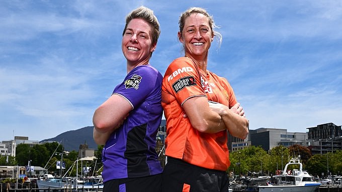 Hobart Hurricanes Women take on Perth Scorchers women in the WBBL 2025 final. - Photo: WBBL