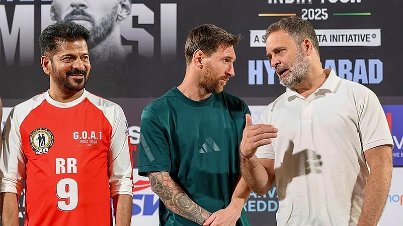 GOAT India Tour 2025 Lionel Messi in Hyderabad-Rahul Gandhi