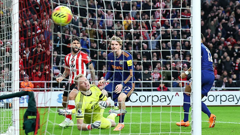 Woltemade watches as his header flies beyond Aaron Ramsdale - Opta