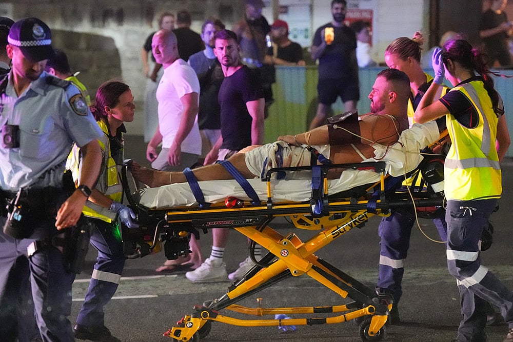 Mass Shooting In Sydneys Famed Bondi Beach-