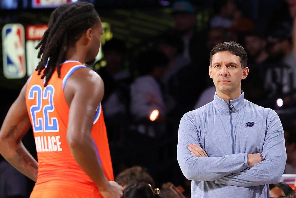 Oklahoma City Thunder Vs San Antonio Spurs NBA Cup semifinals-Mark Daigneault