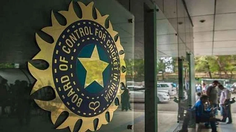 BCCI makes it compulsory for all contracted Indian players to play in Vijay Hazare Trophy starting from 24 December. - File