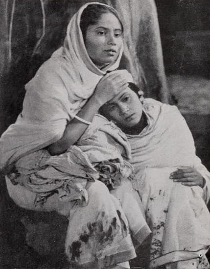 Dharti Ke Lal (1946) still