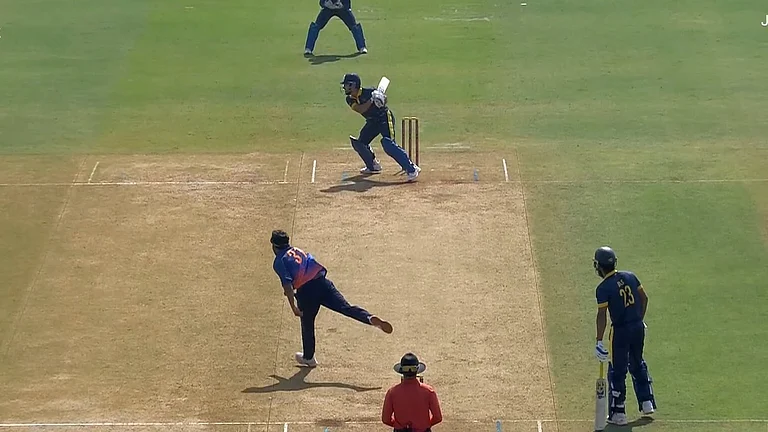 Punjab's Ramandeep Singh in action during the Syed Mushtaq Ali Trophy Super League match against Madhya Pradesh on December 16, 2025. - | Photo: Screenshot/JioHotstar