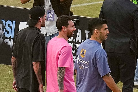 Argentine footballer Lionel Messi, centre, during the final leg of his 'GOAT India Tour 2025', at Arun Jaitley Stadium in New Delhi.