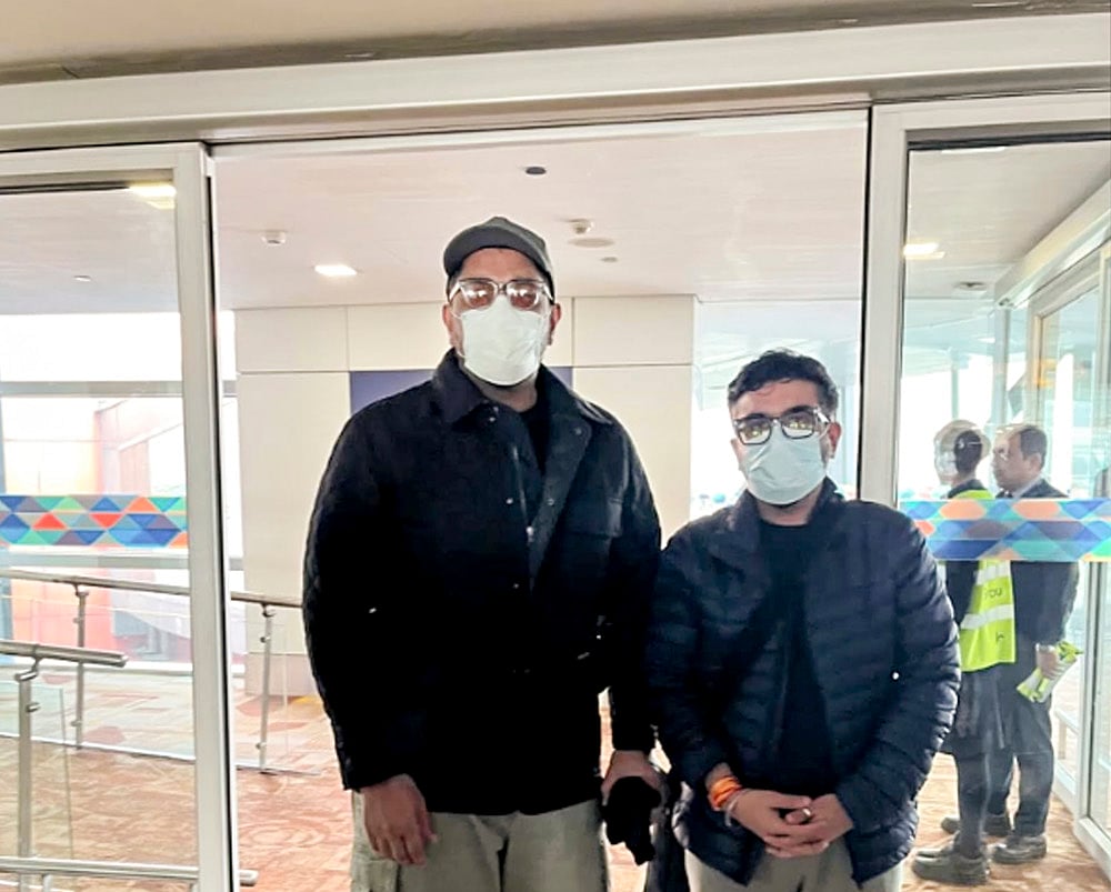 | Photo: PTI : Gaurav Luthra and Saurabh Luthra, co-owners of Goa's Birch by Romeo Lane nightclub where a massive fire killed 25 people, upon their arrival in New Delhi. The brothers were deported from Thailand on Tuesday and taken into custody by Delhi and Goa police as soon as they landed in Delhi. 