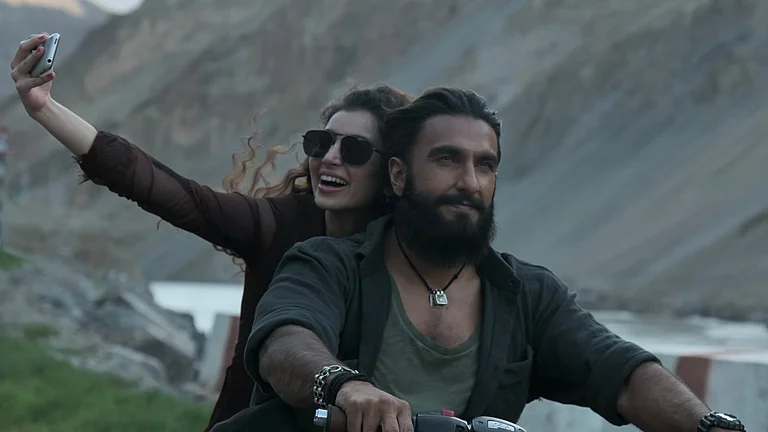 Dhurandhar sees a dip in its collections on day 8 - YouTube