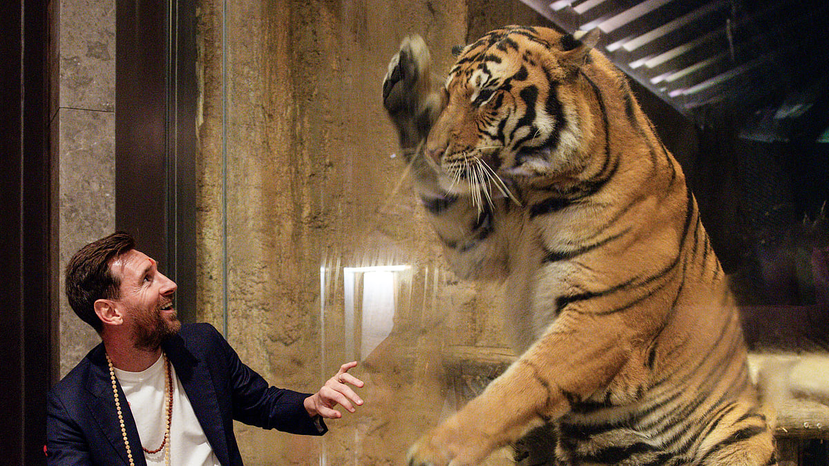 Argentine footballer Lionel Messi during a visit at Vantara, a wildlife rescue, rehabilitation and conservation centre, in Jamnagar, Gujarat.  - (Vantara via PTI Photo)