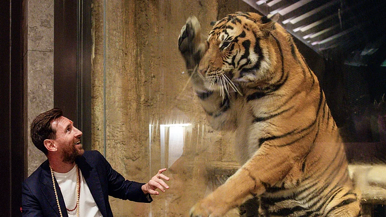 Argentine footballer Lionel Messi during a visit at Vantara, a wildlife rescue, rehabilitation and conservation centre, in Jamnagar, Gujarat. - (Vantara via PTI Photo)