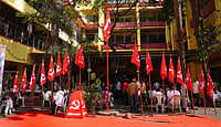 Rise, Fall And The Revival Of Left Trade Unions In Maharashtra Dinesh Parab|Outlook : Thousands of workers and trade union leaders gathered at Adarsh Vidyalaya in Mumbai from December 5 to 7 for the CITU Maharashtra state conference, where participants resolved to oppose the newly enforced labour codes.