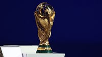 | Photo: AP/Dan Mullan : FIFA World Cup trophy is displayed during the draw for the World Cup 2026 at the Kennedy Center in Washington, Friday, Dec. 5, 2025.