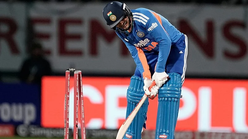 Shubman Gill Ruled Out of India Vs South Africa 4th T20I In Lucknow - Know Reason