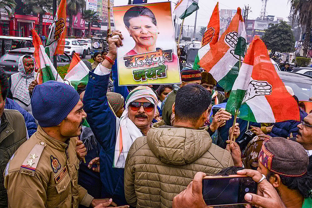 Congress party workers hold a protest over the proposed renaming of MGNREGA under the VB-G Ram G Bill, in Prayagraj. - | Photo: PTI