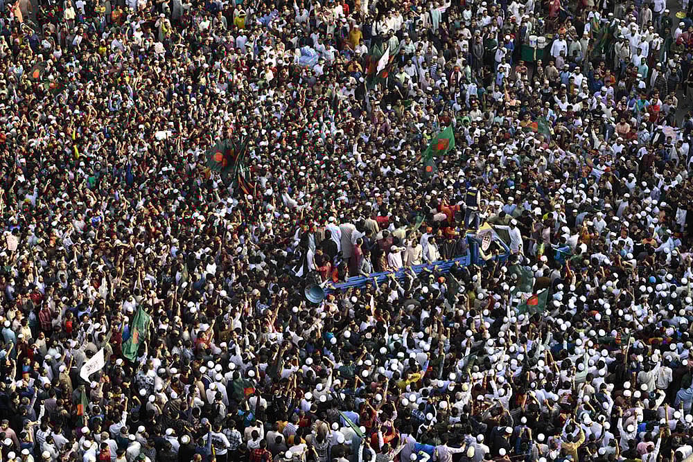 Violence in Bangladesh after death of youth protest leader