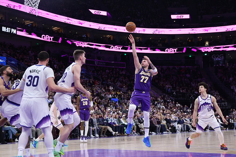 Los Angeles Lakers vs Utah Jazz NBA game-Luka Doncic