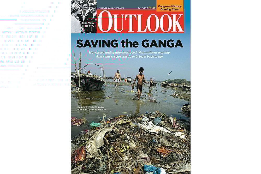 Outlook Cover 04 July 2011