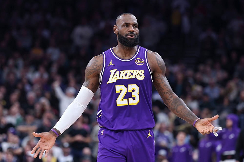 Los Angeles Lakers vs Utah Jazz NBA game-Lebron James