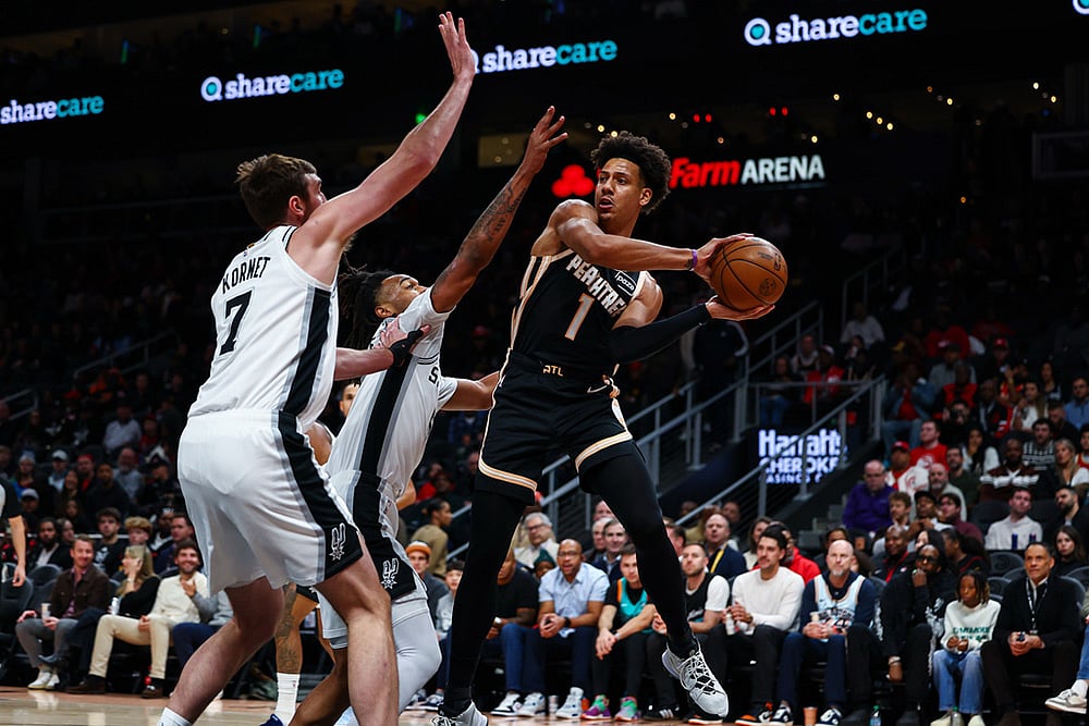 San Antonio Spurs vs Atlanta Hawks NBA basketball-Jalen Johnson