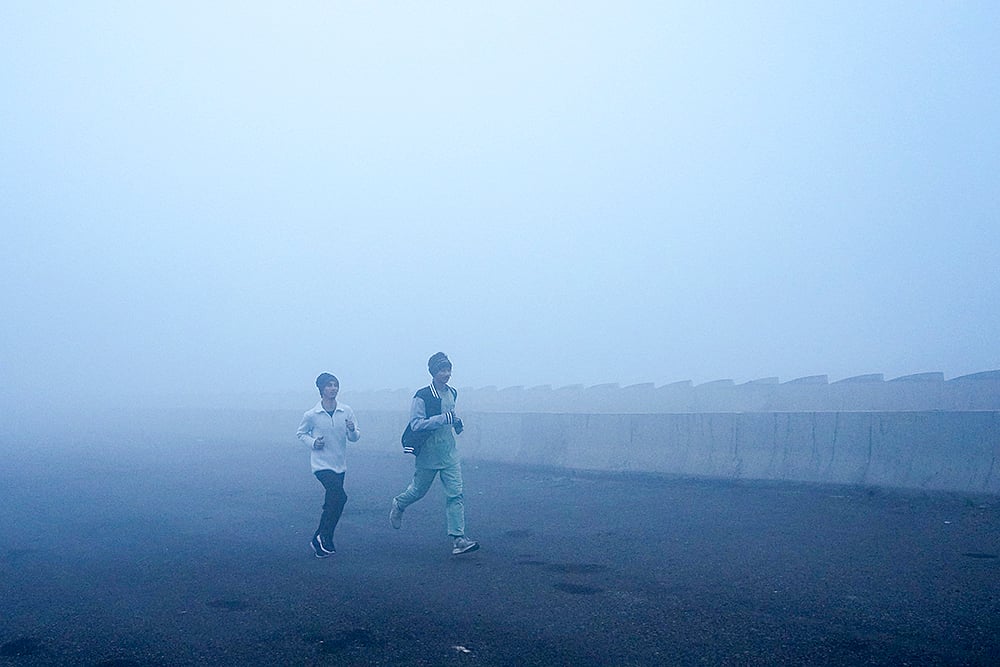 Winter fog in Delhi