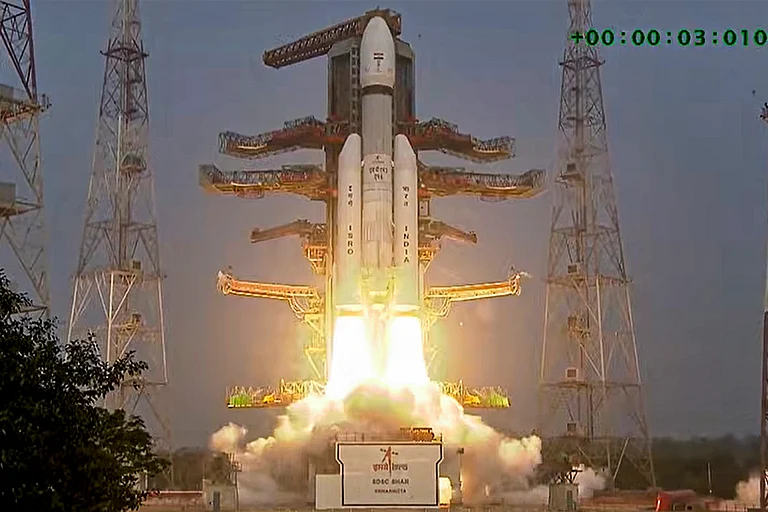 Indian Space Research Organisation (ISRO) launches the BlueBird Block-2 communication satellite of AST SpaceMobile, USA, onboard its launch vehicle LVM3-M6 from the Satish Dhawan Space Centre, Sriharikota, Andhra Pradesh. - | Photo: @isroofficial5866/Yt via PTI