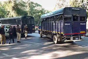 | Photo: PTI : Court Extends NIA Custody Of Two Accused In Red Fort Blast Case