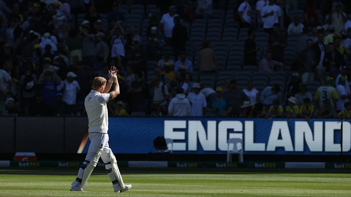 England's Ben Stokes applauds the crowd after England defeated Australia on Day 2 of their Ashes cricket test match in Melbourne, Saturday, Dec. 27, 2025.  - | Photo: AP/Hamish Blair