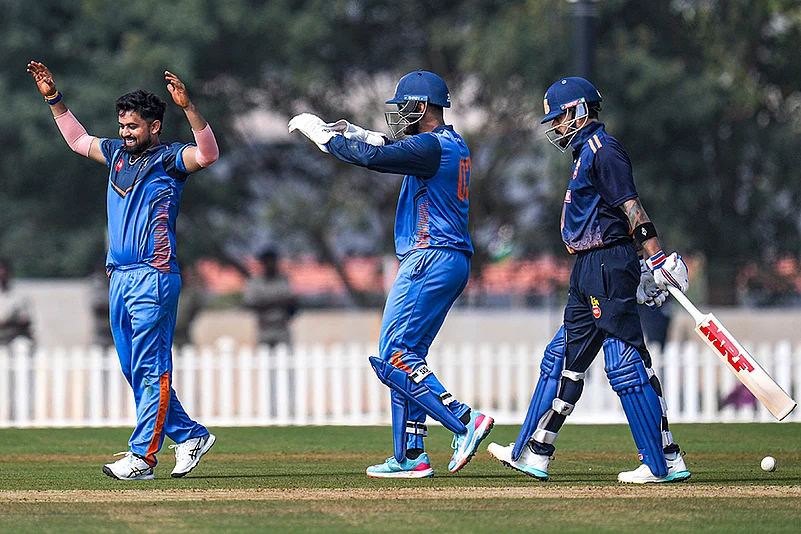 Gujarat vs Delhi Vijay Hazare Trophy cricket-Vishal Jayswal