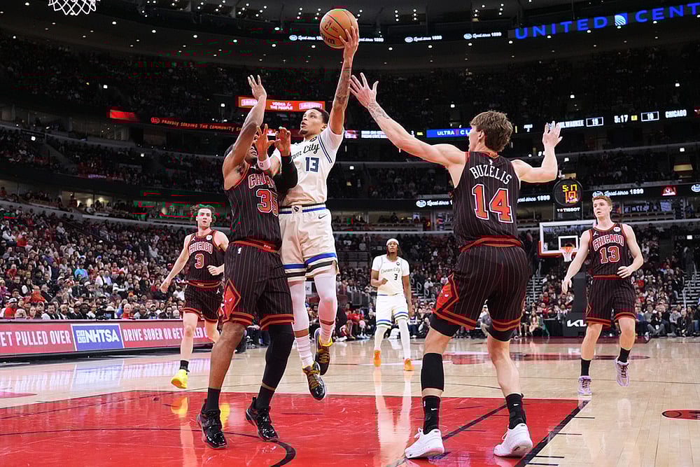 NBA Basketball Game: Chicago Bulls Vs Milwaukee Bucks
