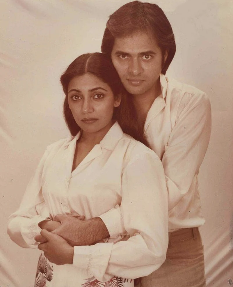 Deepti Naval & Farooq Shaikh in Chasme Budoor (1981)