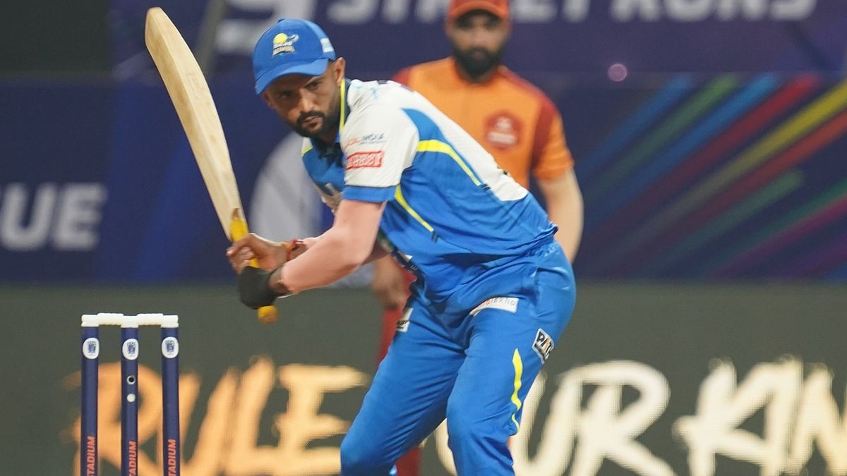 1. Vijay Pawle – Majhi Mumbai