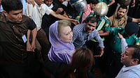 Bangladesh Premier League: December 30 Games Postponed After Ex-PM Khaleda Zia’s Death | Photo: AP : File photo of Bangladesh's former prime minister and Bangladesh Nationalist Party leader Khaleda Zia, center, leaving court after a hearing in Dhaka, Bangladesh, Aug. 10, 2016.