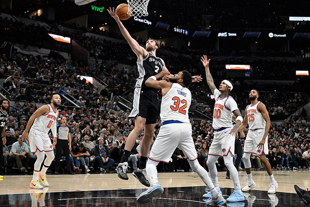 NBA: New York Knicks vs San Antonio Spurs