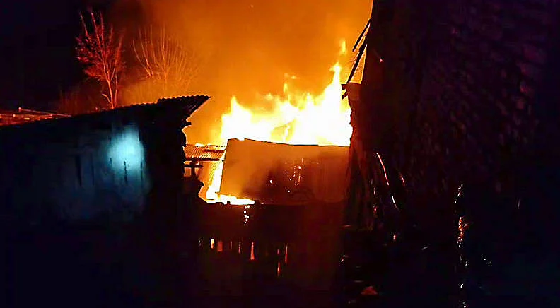 Kishtwar fire, Jammu and Kashmir fire incident, LPG cylinder blast, Thachna village fire